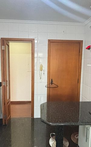 Apartamento à venda com 100m², 3 quartos e 2 vagasCozinha