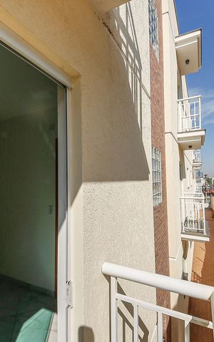 Apartamento à venda com 59m², 2 quartos e 1 vaga Apartamento à venda com 59m², 2 quartos e 1 vagaVaranda