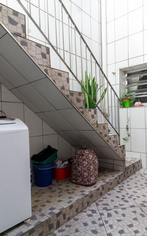 Casa à venda com 90m², 2 quartos e 1 vaga Casa à venda com 90m², 2 quartos e 1 vagaÁrea de Serviço