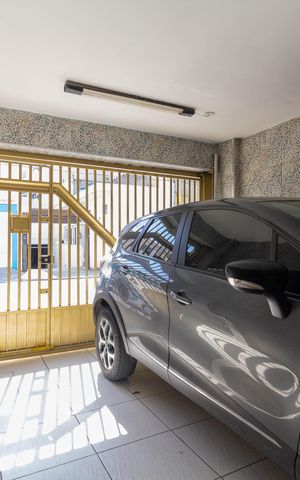 Casa à venda com 90m², 2 quartos e 1 vaga Casa à venda com 90m², 2 quartos e 1 vagaGaragem