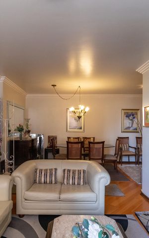 Apartamento à venda com 117m², 3 quartos e 1 vaga Apartamento à venda com 117m², 3 quartos e 1 vagaSala