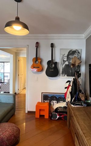 Apartamento à venda com 195m², 3 quartos e 4 vagas Apartamento à venda com 195m², 3 quartos e 4 vagasSala de TV
