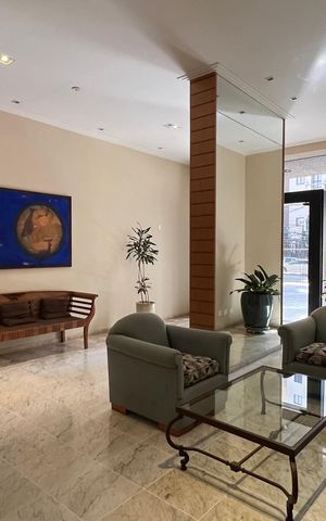 Apartamento à venda com 195m², 3 quartos e 4 vagas Apartamento à venda com 195m², 3 quartos e 4 vagasHall de entrada