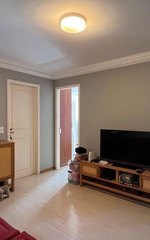 Apartamento à venda com 195m², 3 quartos e 4 vagas Apartamento à venda com 195m², 3 quartos e 4 vagasSala de Estar