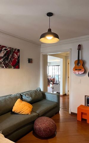 Apartamento à venda com 195m², 3 quartos e 4 vagas Apartamento à venda com 195m², 3 quartos e 4 vagasSala de TV