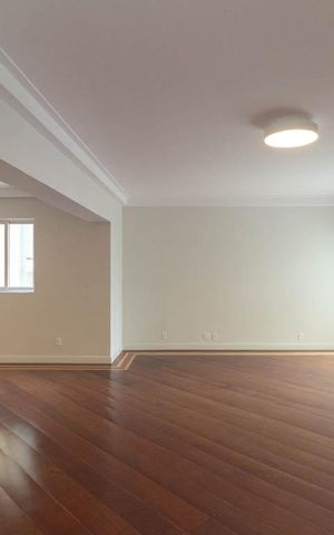Apartamento à venda com 230m², 3 quartos e 2 vagasSala