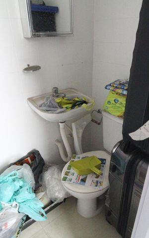 Apartamento à venda com 58m², 2 quartos e 1 vagaÁrea de serviço - Banheiro