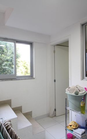 Casa de condomínio à venda com 149m², 5 quartos e 2 vagasÁrea de Serviço
