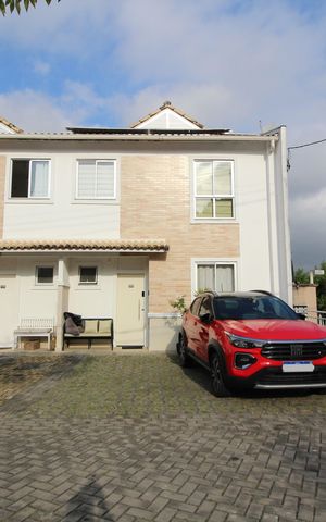 Casa de condomínio à venda com 149m², 5 quartos e 2 vagasFachada