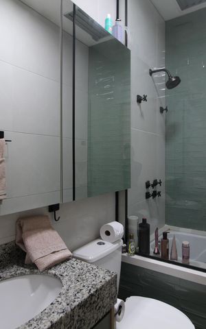 Casa de condomínio à venda com 149m², 5 quartos e 2 vagasBanheiro da Suíte 4