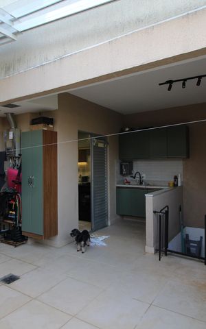 Casa de condomínio à venda com 149m², 5 quartos e 2 vagasÁrea Externa