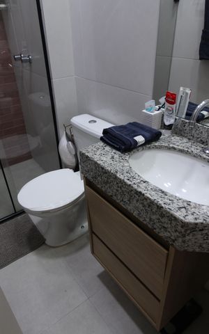 Casa de condomínio à venda com 149m², 5 quartos e 2 vagasBanheiro Social
