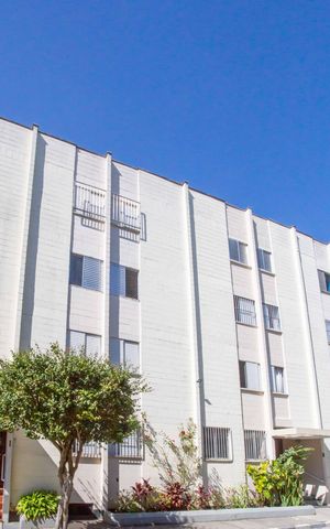 Apartamento à venda com 47m², 2 quartos e 1 vagaFachada do bloco
