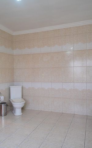 Casa à venda com 320m², 3 quartos e 2 vagasBanheiro da Suíte