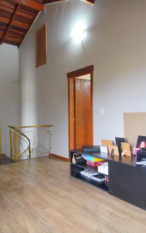 Casa à venda com 320m², 3 quartos e 2 vagasSala 2