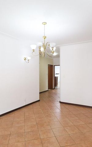 Casa para alugar com 240m², 3 quartos e 5 vagas Casa para alugar com 240m², 3 quartos e 5 vagasSala