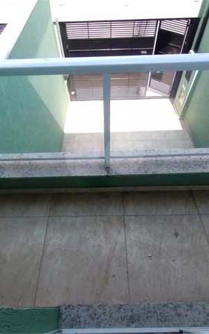 Casa à venda com 100m², 3 quartos e 2 vagas