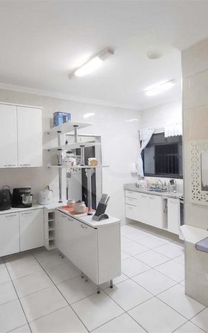 Casa à venda com 85m², 2 quartos e 1 vaga