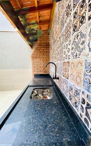 Casa à venda com 120m², 3 quartos e 2 vagas
