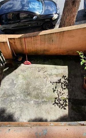 Casa à venda com 82m², 2 quartos e sem vaga