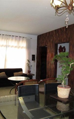 Casa à venda com 179m², 4 quartos e 5 vagas