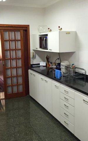 Casa à venda com 142m², 3 quartos e 3 vagasCozinha