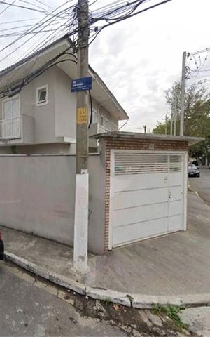Casa à venda com 115m², 2 quartos e 3 vagas
