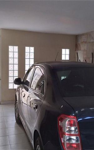 Casa à venda com 212m², 4 quartos e 2 vagas