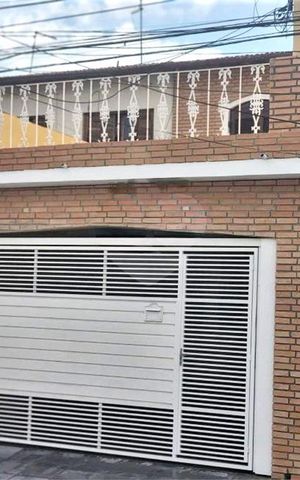 Casa à venda com 161m², 3 quartos e 2 vagas