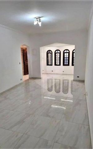Casa à venda com 161m², 3 quartos e 2 vagas