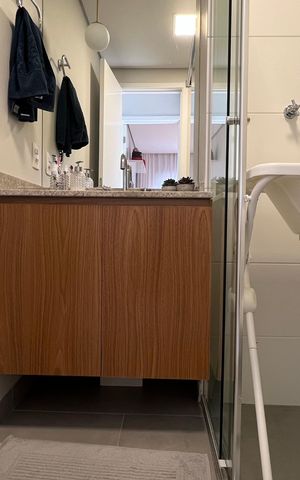 Apartamento à venda com 57m², 2 quartos e 1 vaga Apartamento à venda com 57m², 2 quartos e 1 vagaBanheiro