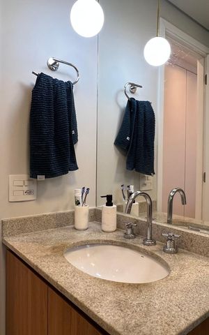 Apartamento à venda com 57m², 2 quartos e 1 vaga Apartamento à venda com 57m², 2 quartos e 1 vagaBanheiro da Suíte