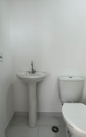 Apartamento para alugar com 34m², 2 quartos e sem vaga Apartamento para alugar com 34m², 2 quartos e sem vagaBanheiro