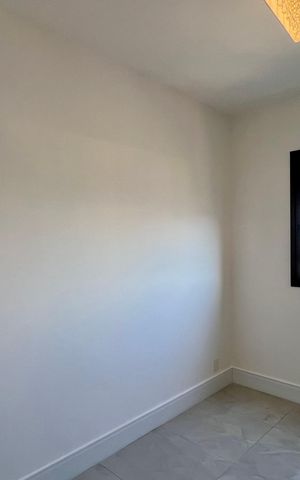 Apartamento para alugar com 214m², 4 quartos e 3 vagas Apartamento para alugar com 214m², 4 quartos e 3 vagasQuarto 1