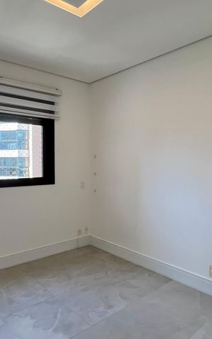 Apartamento para alugar com 214m², 4 quartos e 3 vagas Apartamento para alugar com 214m², 4 quartos e 3 vagasSuíte 2