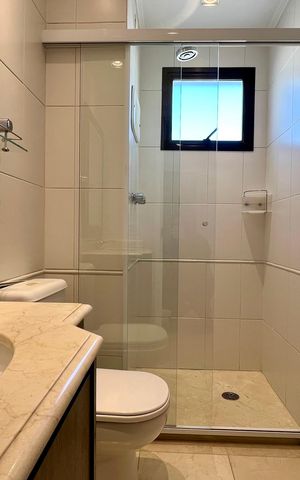Apartamento para alugar com 214m², 4 quartos e 3 vagas Apartamento para alugar com 214m², 4 quartos e 3 vagasBanheiro