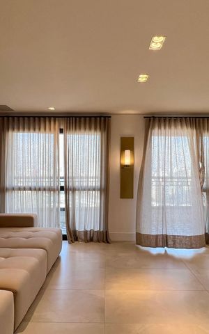 Apartamento para alugar com 214m², 4 quartos e 3 vagas Apartamento para alugar com 214m², 4 quartos e 3 vagasSala