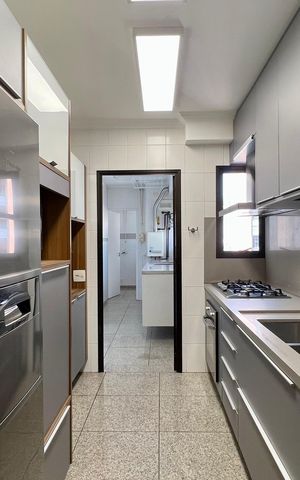 Apartamento para alugar com 214m², 4 quartos e 3 vagas Apartamento para alugar com 214m², 4 quartos e 3 vagasCozinha