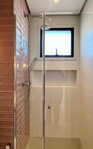 Apartamento para alugar com 214m², 4 quartos e 3 vagas Apartamento para alugar com 214m², 4 quartos e 3 vagasBanheiro da Suíte 2