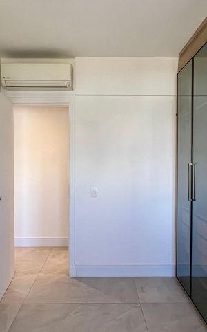 Apartamento para alugar com 214m², 4 quartos e 3 vagas Apartamento para alugar com 214m², 4 quartos e 3 vagasQuarto 2