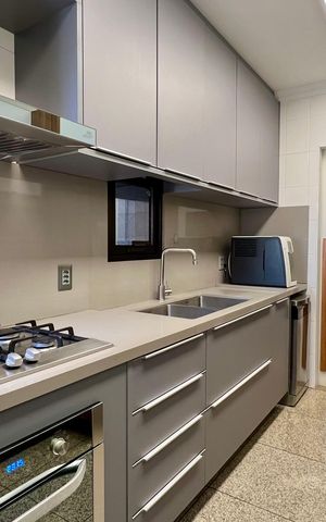 Apartamento para alugar com 214m², 4 quartos e 3 vagas Apartamento para alugar com 214m², 4 quartos e 3 vagasCozinha