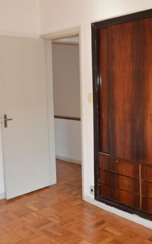 Casa à venda com 111m², 3 quartos e 2 vagasQuarto 3