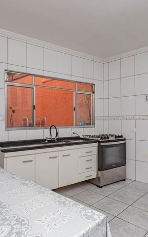 Casa à venda com 110m², 3 quartos e 2 vagasCozinha