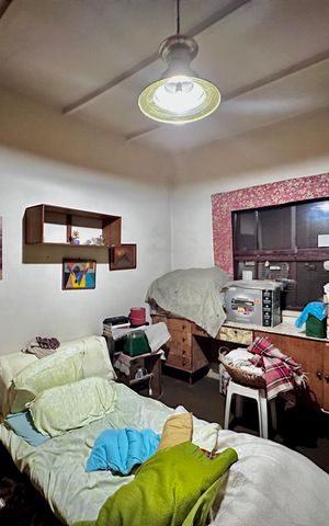 Casa à venda com 1000m², 6 quartos e 2 vagas Casa à venda com 1000m², 6 quartos e 2 vagasQuarto 3