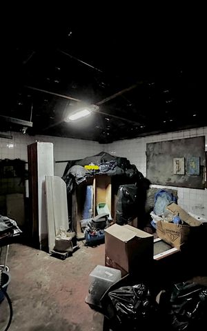 Casa à venda com 1000m², 6 quartos e 2 vagas Casa à venda com 1000m², 6 quartos e 2 vagasGaragem