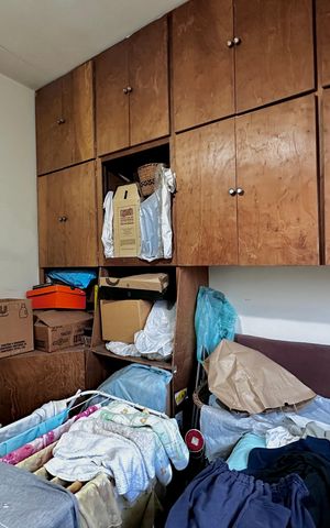 Casa à venda com 1000m², 6 quartos e 2 vagas Casa à venda com 1000m², 6 quartos e 2 vagasQuarto 2