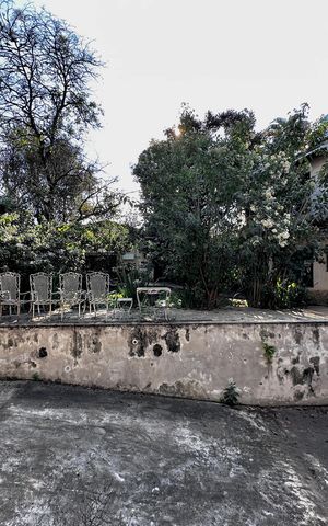 Casa à venda com 1000m², 6 quartos e 2 vagas Casa à venda com 1000m², 6 quartos e 2 vagasÁrea comum