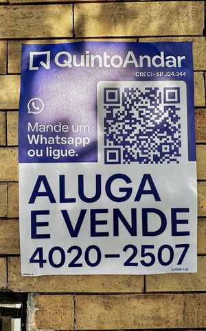 Casa à venda com 1000m², 6 quartos e 2 vagas Casa à venda com 1000m², 6 quartos e 2 vagasPlaca