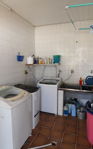 Casa à venda com 340m², 4 quartos e 3 vagasÁrea de Serviço