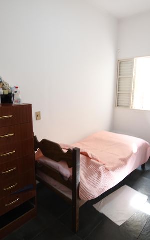 Casa à venda com 340m², 4 quartos e 3 vagasQuarto 3